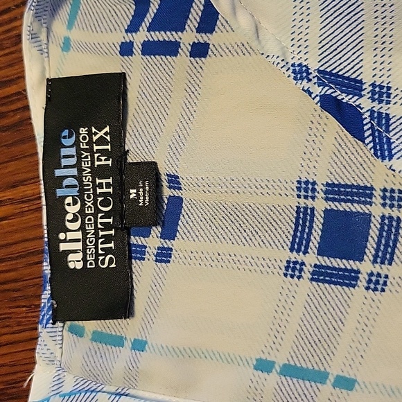 Alice Blue | Robinsen Button Back Blouse - Picture 6 of 8